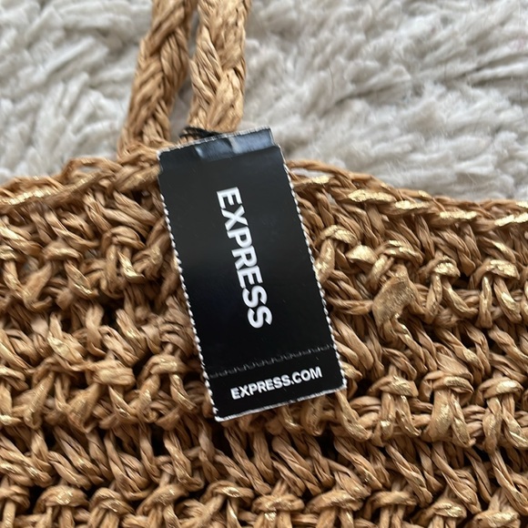 NWT Express Gold Metallic Fringe Detail Rattan Beach Tote - Picture 2 of 7